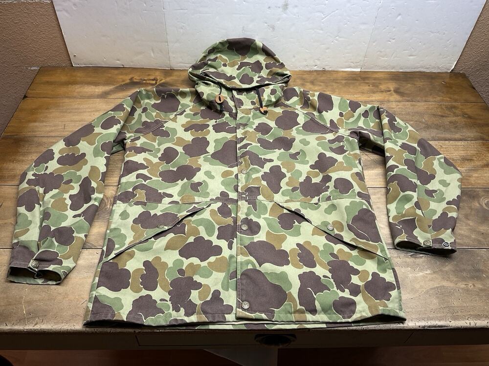 Vintage 90s Cabela’s Hunting Jacket Men’s L Gore-Tex Duck Frog Camo USA Hooded